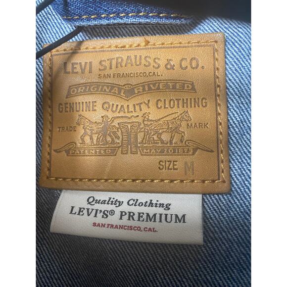 NWT LEVI'S JEAN JACKET BLUE MEDIUM - Picture 5 of 10